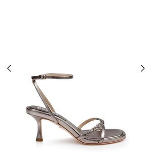 Badgley Mischka Brynna Leather Sandals with Heart Buckle (Light Bronze)